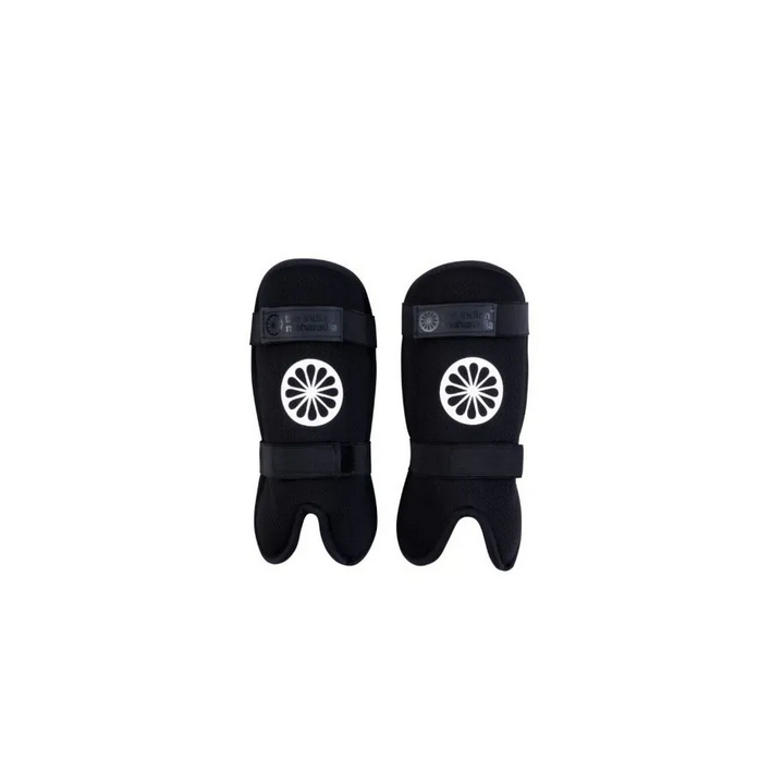 Espinilleras Hockey Indian Maharadja Y40JR Negras